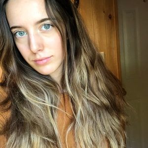 Meet your Posher, Elena